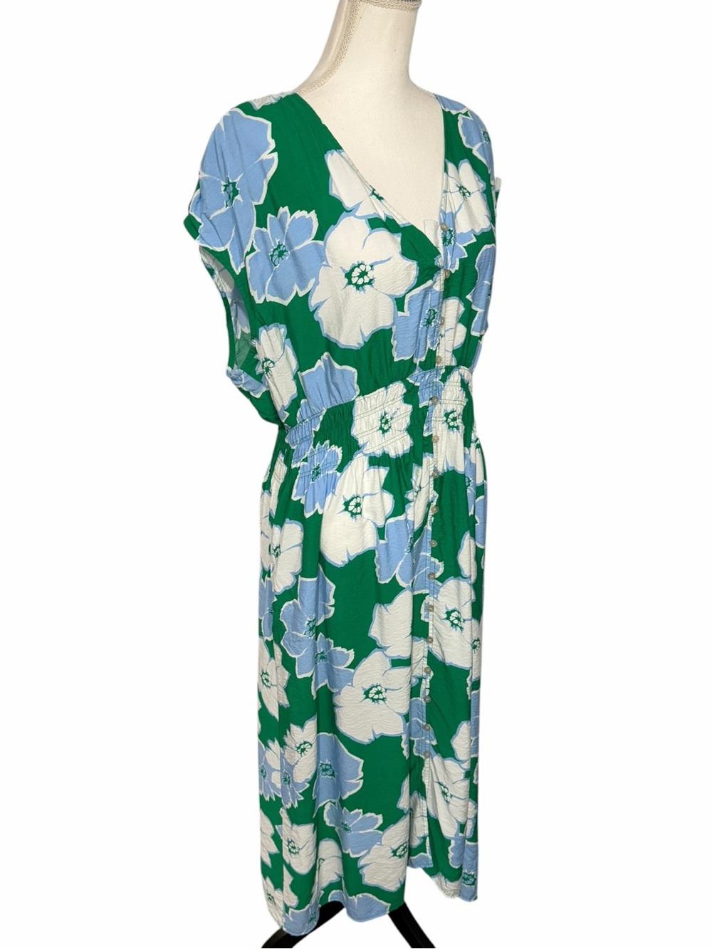 Sonoma sz XXL Green Floral V-Neck Midi Dress with Blue & White Blooms - Picture 3 of 9